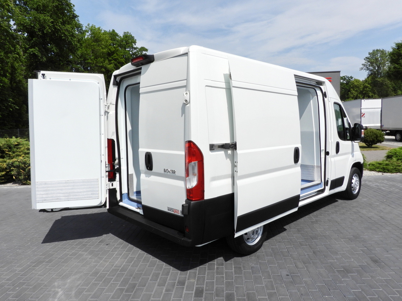 PEUGEOT BOXER REFRIGERATOR VAN -10*C CRUISE CONTROL AIR CONDITIONING 130HP - Малотоннажный рефрижератор: фото 3 PEUGEOT BOXER REFRIGERATOR VAN -10*C CRUISE CONTROL AIR CONDITIONING 130HP - Малотоннажный рефрижератор: фото 3