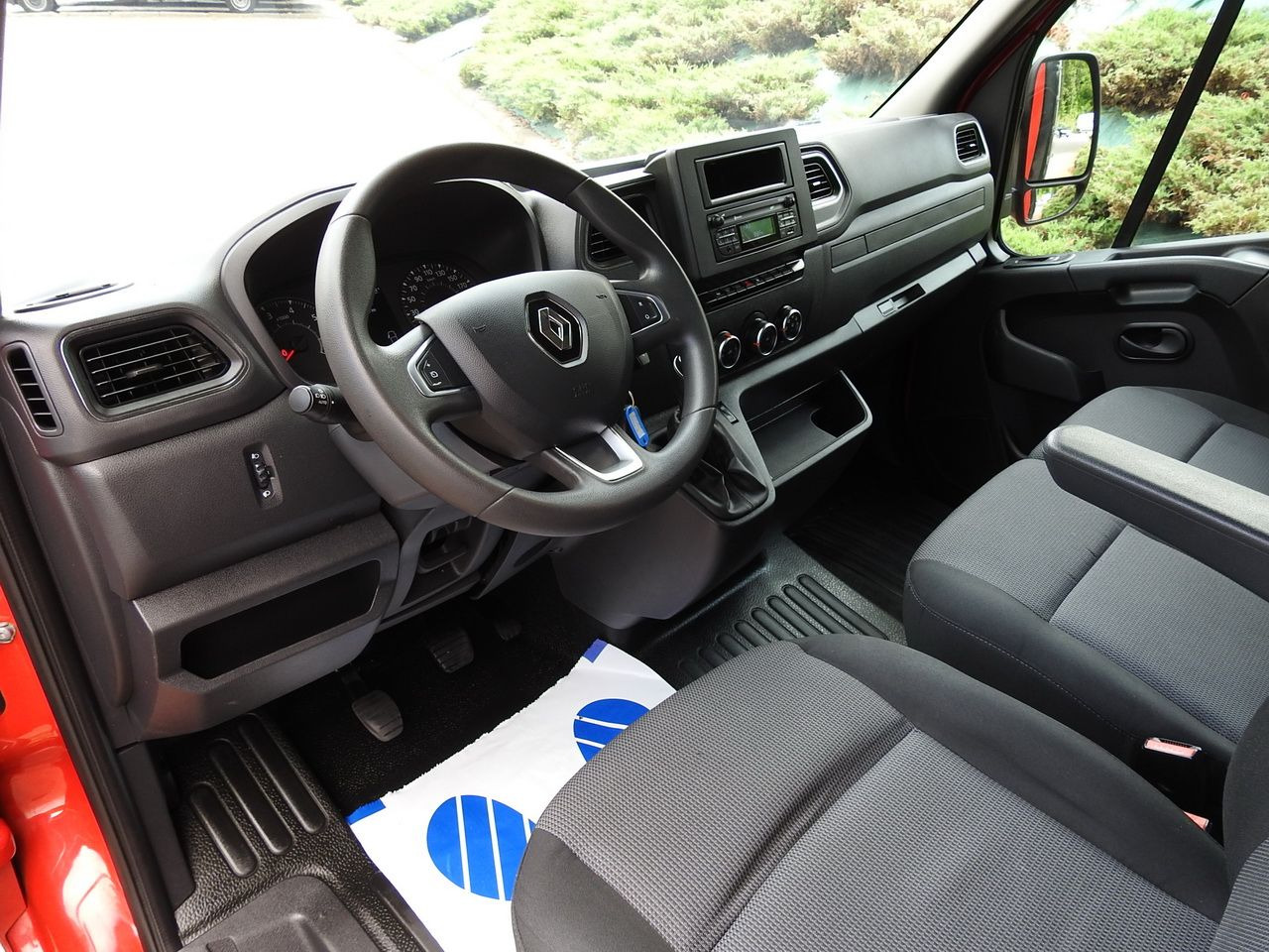 RENAULT MASTER - Тентованный фургон: фото 2 RENAULT MASTER - Тентованный фургон: фото 2