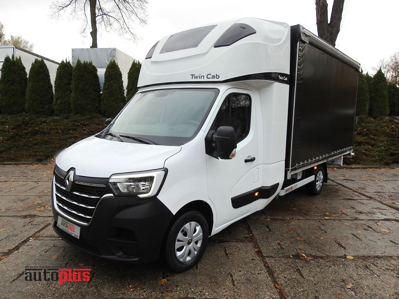 RENAULT MASTER - Тентованный фургон: фото 1 RENAULT MASTER - Тентованный фургон: фото 1