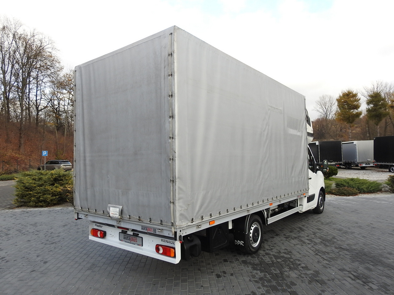 RENAULT MASTER TARPAULIN 10 PALLETS WEBASTO CRUISE CONTROL AIR CONDITIONING LED LIGHTS PNEUMATICS 165HP - Тентованный фургон: фото 3 RENAULT MASTER TARPAULIN 10 PALLETS WEBASTO CRUISE CONTROL AIR CONDITIONING LED LIGHTS PNEUMATICS 165HP - Тентованный фургон: фото 3