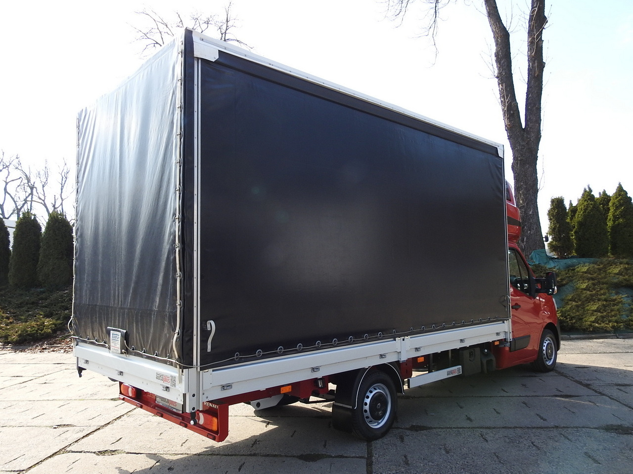 RENAULT MASTER TARPAULIN 10 PALLETS WEBASTO CRUISE CONTROL AIR CONDITIONING LED LIGHTS PNEUMATICS 165HP - Тентованный фургон: фото 3 RENAULT MASTER TARPAULIN 10 PALLETS WEBASTO CRUISE CONTROL AIR CONDITIONING LED LIGHTS PNEUMATICS 165HP - Тентованный фургон: фото 3