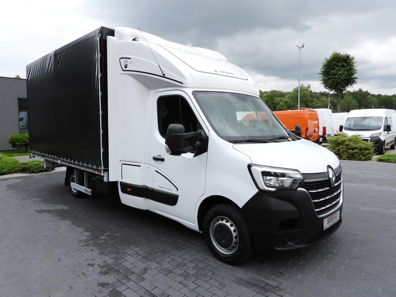 RENAULT MASTER TARPAULIN 10 PALLETS WEBASTO CRUISE CONTROL LED LIGHTS PNEUMATICS AIR CONDITIONING 165HP - Тентованный фургон: фото 4 RENAULT MASTER TARPAULIN 10 PALLETS WEBASTO CRUISE CONTROL LED LIGHTS PNEUMATICS AIR CONDITIONING 165HP - Тентованный фургон: фото 4
