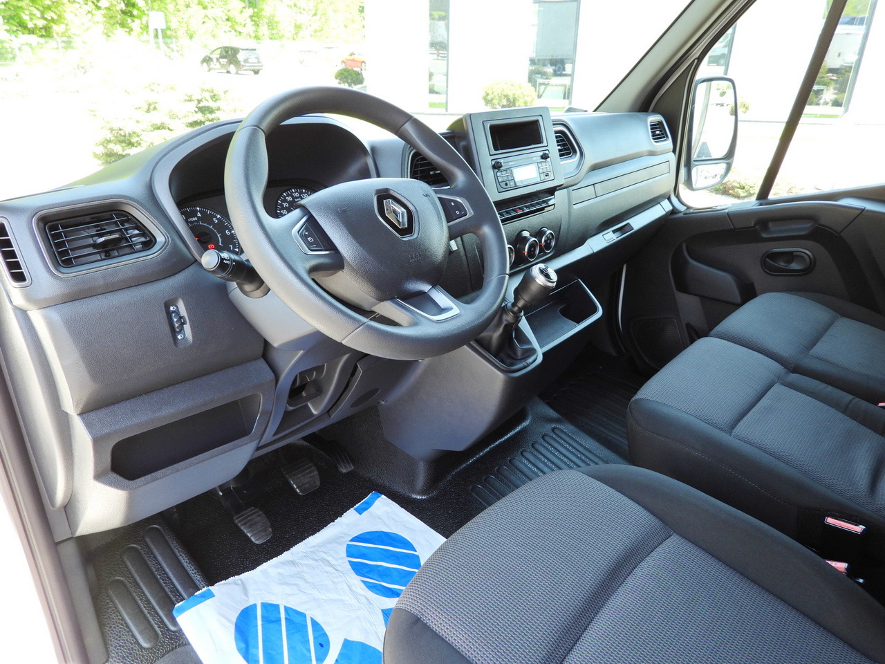 RENAULT MASTER TARPAULIN 10 PALLETS WEBASTO CRUISE CONTROL LED LIGHTS PNEUMATICS AIR CONDITIONING 165HP - Тентованный фургон: фото 2 RENAULT MASTER TARPAULIN 10 PALLETS WEBASTO CRUISE CONTROL LED LIGHTS PNEUMATICS AIR CONDITIONING 165HP - Тентованный фургон: фото 2