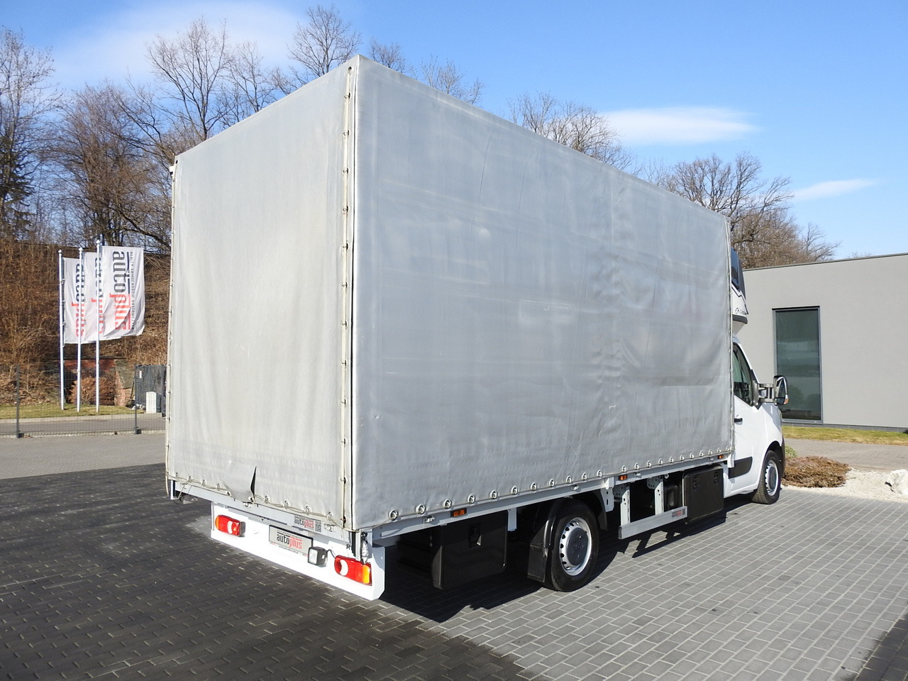 Тентованный фургон RENAULT MASTER  TARPAULIN 10 PALLETS WEBASTO CRUISE CONTROL LED LIGHTS PNEUMATICS AIR CONDITIONING  165HP: фото 13