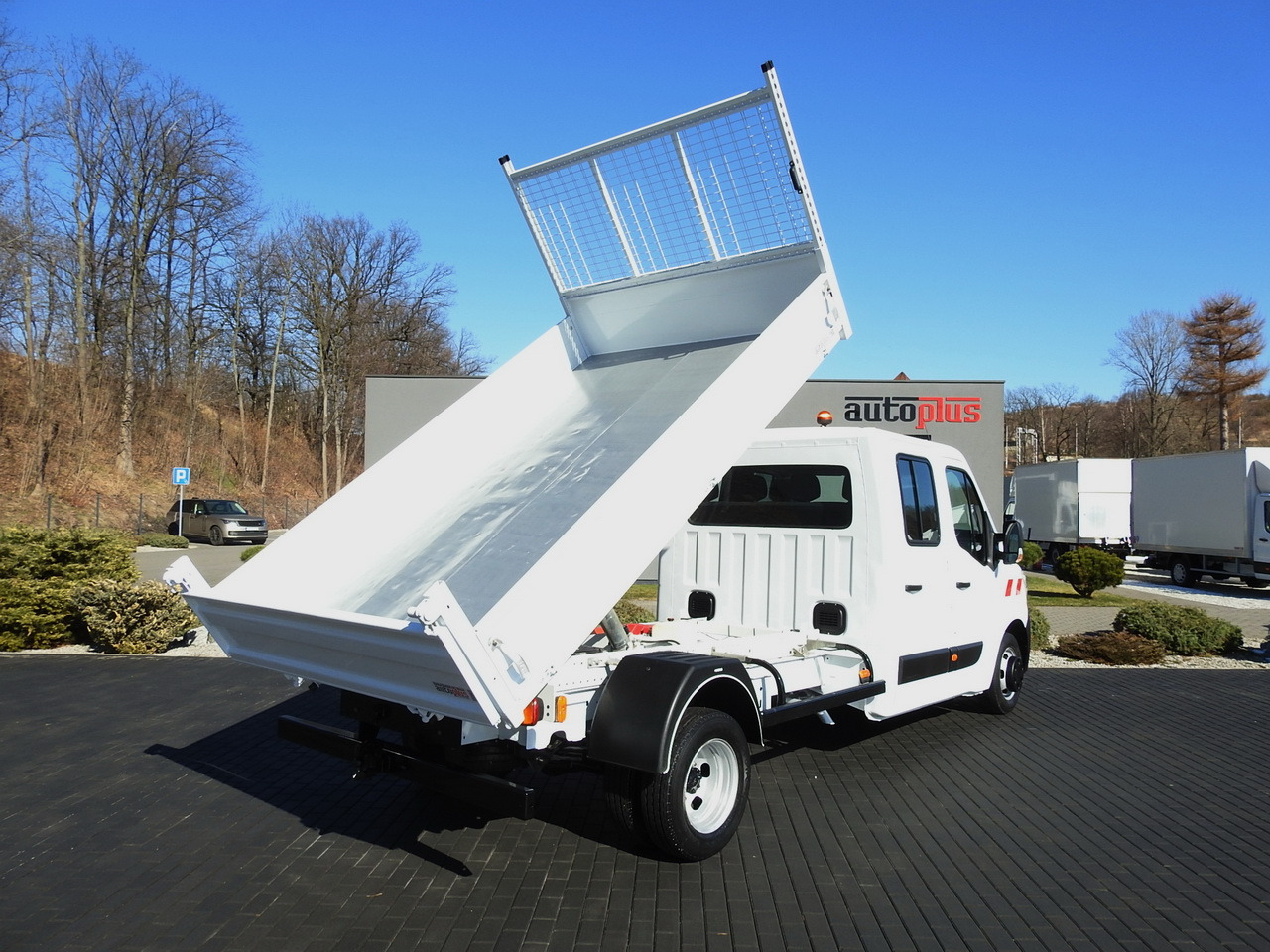 RENAULT MASTER TIPPER DOUBLE CABIN DOKA 6 SEATS CRUISE CONTROL AIR CONDITIONING LED LIGHTS TWIN WHEELS 130HP - Малотоннажный самосвал: фото 3 RENAULT MASTER TIPPER DOUBLE CABIN DOKA 6 SEATS CRUISE CONTROL AIR CONDITIONING LED LIGHTS TWIN WHEELS 130HP - Малотоннажный самосвал: фото 3