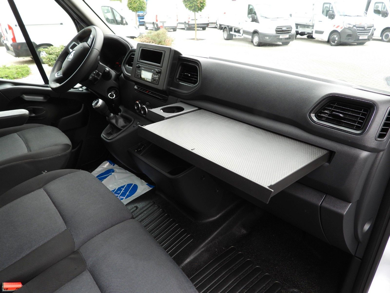 Тентованный фургон Renault MASTER  PRITSCHE PLANE 10 PALETTEN TEMPOMAT  A/C: фото 28