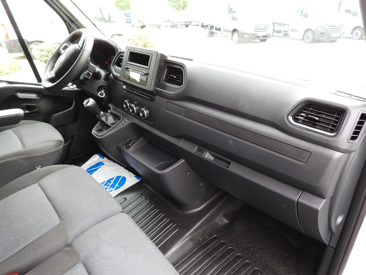 Тентованный фургон Renault MASTER  PRITSCHE PLANE 10 PALETTEN TEMPOMAT  A/C: фото 27
