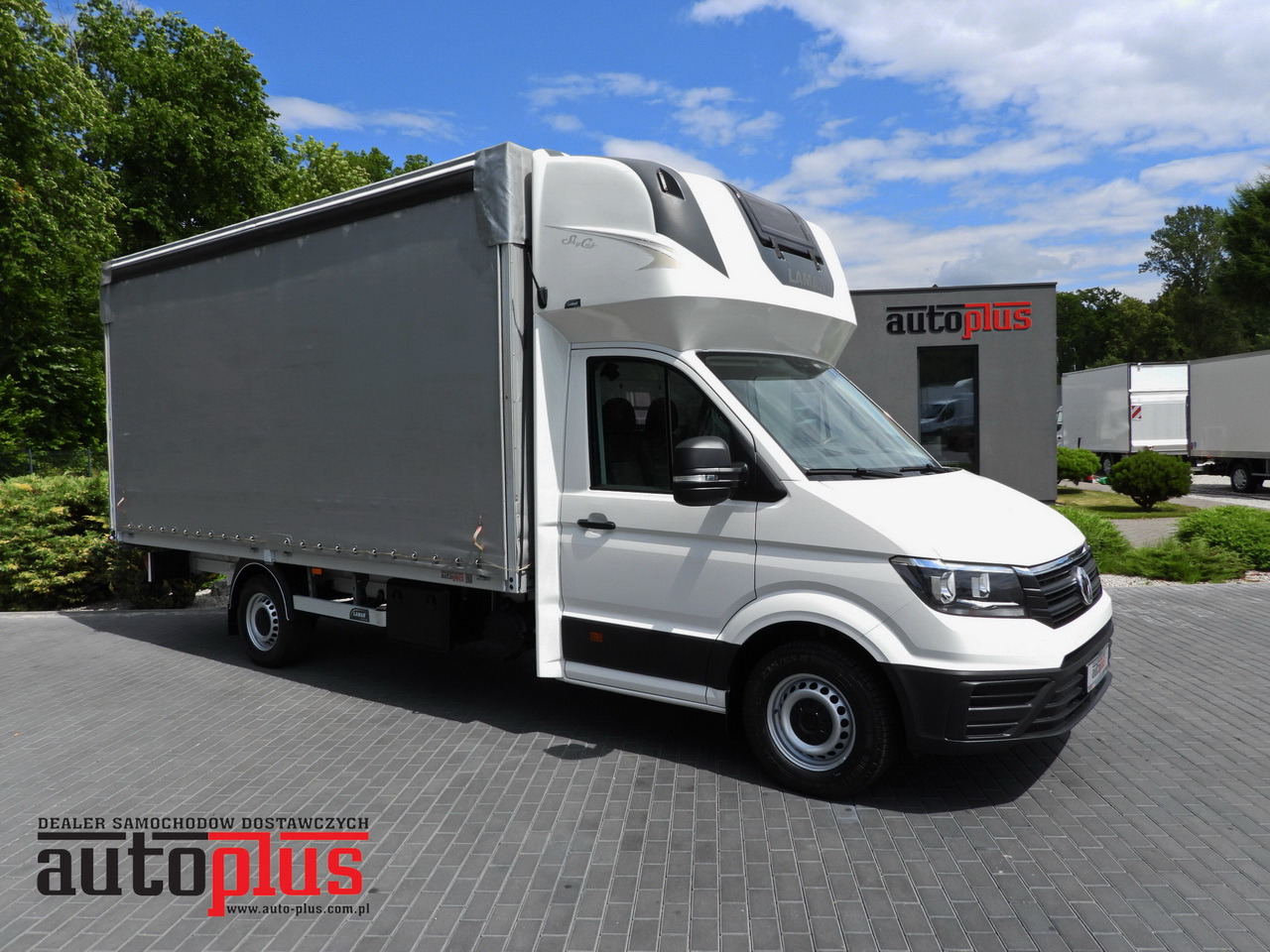VOLKSWAGEN CRAFTER TARPAULIN 10 PALLETS WEBASTO CRUISE CONTROL AIR CONDITIONING 180HP - Тентованный фургон: фото 1 VOLKSWAGEN CRAFTER TARPAULIN 10 PALLETS WEBASTO CRUISE CONTROL AIR CONDITIONING 180HP - Тентованный фургон: фото 1
