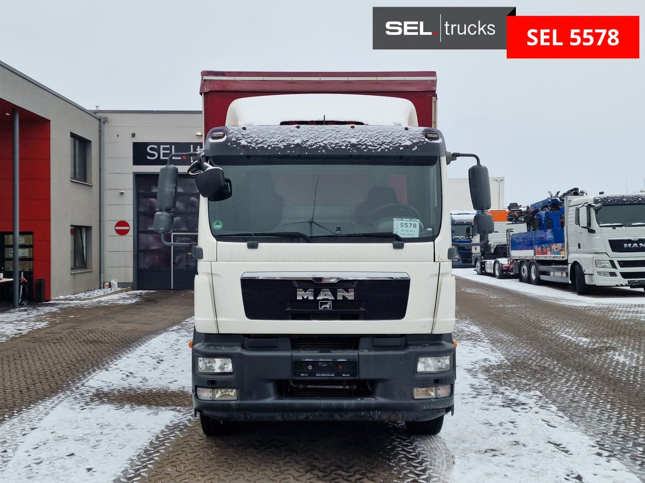 MAN TGM 18.250 4X2 LL / Staplerhalterung - Тентованный грузовик: фото 2 MAN TGM 18.250 4X2 LL / Staplerhalterung - Тентованный грузовик: фото 2