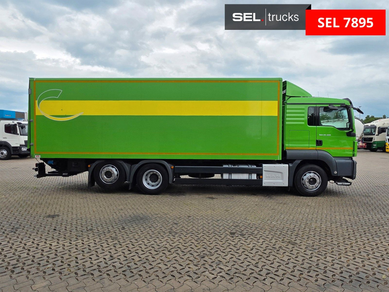 MAN TGS 26.400 6X2-4 LL / Ldbw / ADR AT / Lenkachse - Грузовик с закрытым кузовом: фото 4 MAN TGS 26.400 6X2-4 LL / Ldbw / ADR AT / Lenkachse - Грузовик с закрытым кузовом: фото 4
