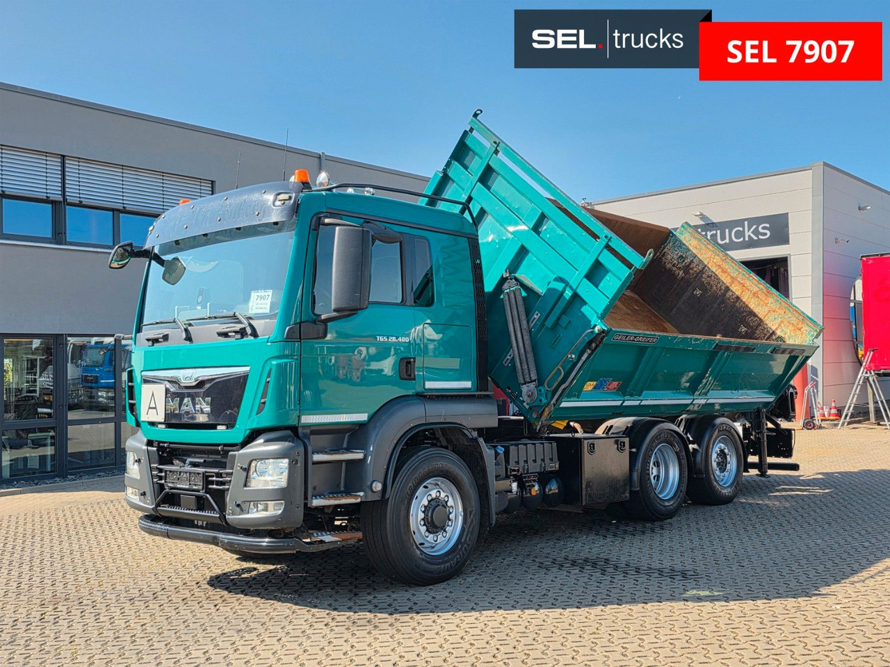 MAN TGS 28.480 6X4H-4 BL /HIAB /Fernbed. / Lenkachse - Самосвал, Автоманипулятор: фото 2 MAN TGS 28.480 6X4H-4 BL /HIAB /Fernbed. / Lenkachse - Самосвал, Автоманипулятор: фото 2