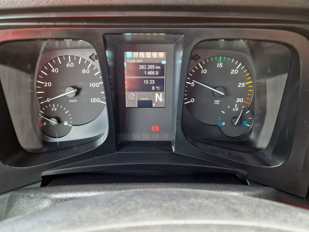 Тентованный грузовик Mercedes-Benz Antos 1830L 4X2: фото 21