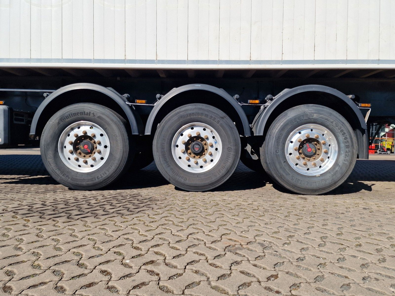 Самосвальный полуприцеп Reisch RHKS-3-AG13 / Alu-Felgen / Liftachse / 80m³: фото 21 Самосвальный полуприцеп Reisch RHKS-3-AG13 / Alu-Felgen / Liftachse / 80m³: фото 21