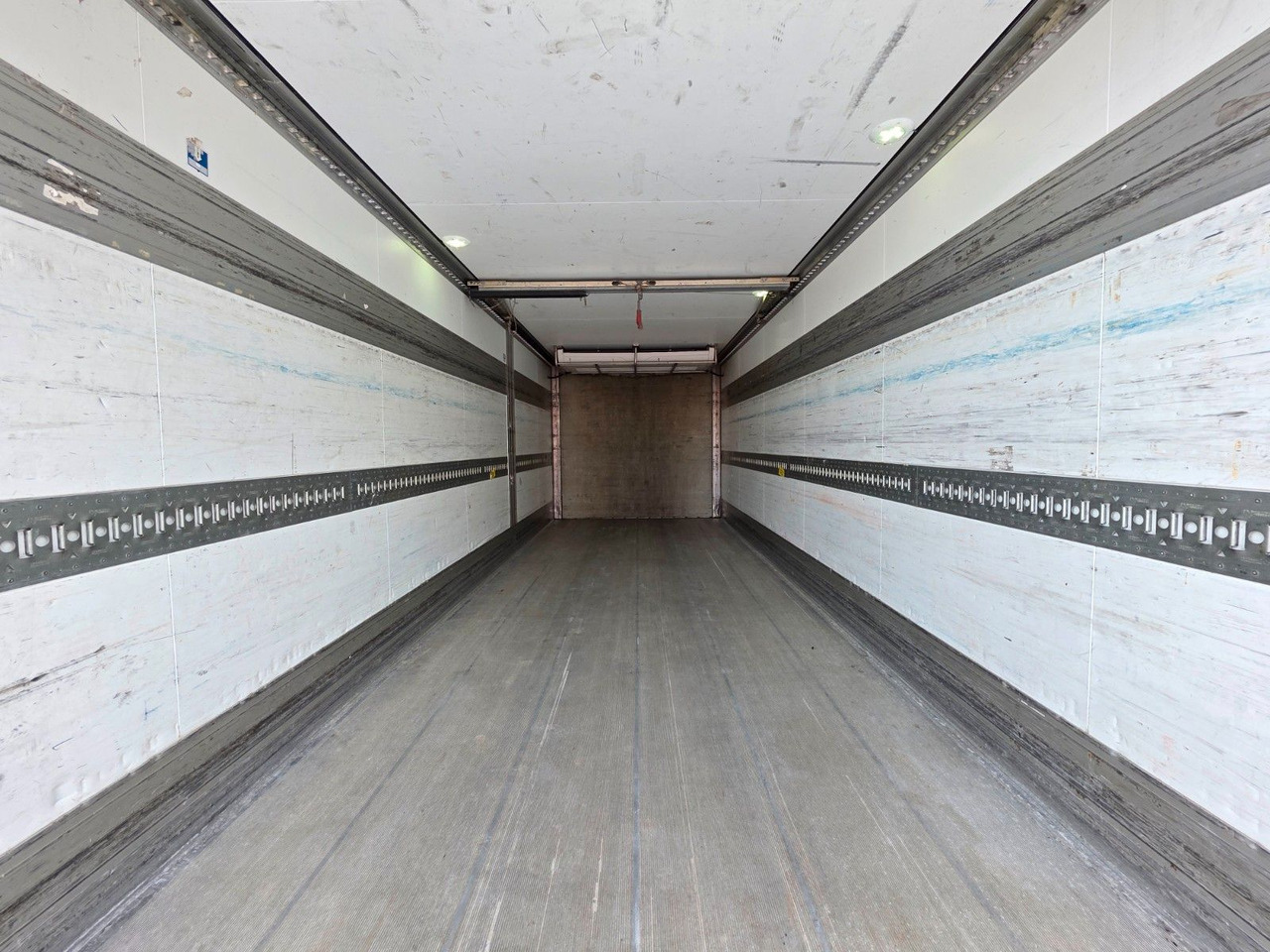 Прицеп-рефрижератор Schmitz Cargobull ZKO18/L 7.25 FP45 COOL / Tandem: фото 11 Прицеп-рефрижератор Schmitz Cargobull ZKO18/L 7.25 FP45 COOL / Tandem: фото 11