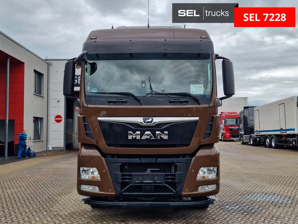 MAN TGX 18.500 4X2 BLS / Retarder / Xenon - Тягач: фото 2 MAN TGX 18.500 4X2 BLS / Retarder / Xenon - Тягач: фото 2