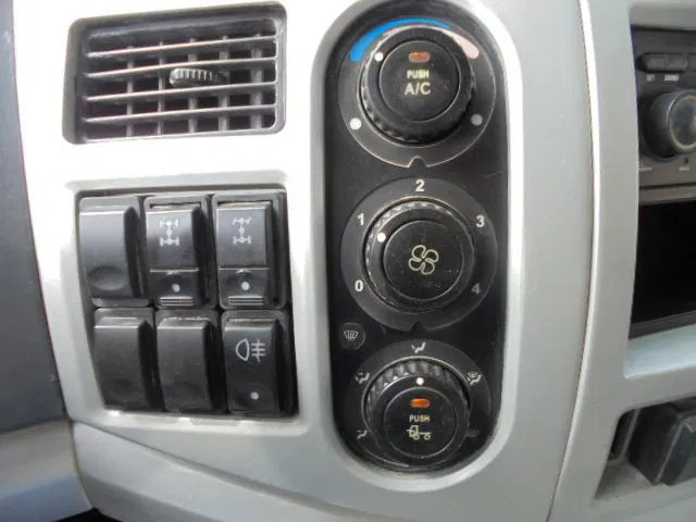 Самосвал Diversen FOTON DAIMLER TX 3234 6X4 FOTON DAIMLER TX 3234 6X4: фото 18