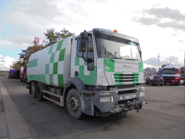 Iveco Stralis 270 WATER TANK - Грузовик-цистерна: фото 3 Iveco Stralis 270 WATER TANK - Грузовик-цистерна: фото 3