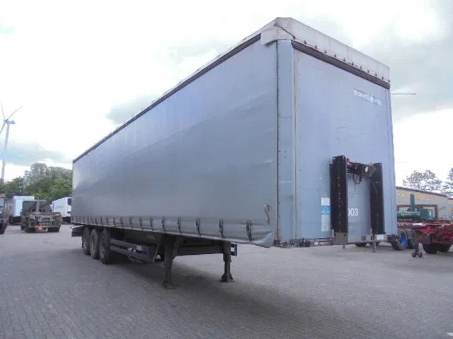 Kögel SNCC 24 - Тентованный полуприцеп: фото 3 Kögel SNCC 24 - Тентованный полуприцеп: фото 3