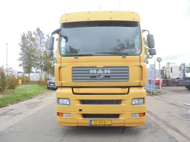 MAN TGA 26.440 RETARDER NL TRUCK - Грузовик-контейнеровоз/ Сменный кузов: фото 2 MAN TGA 26.440 RETARDER NL TRUCK - Грузовик-контейнеровоз/ Сменный кузов: фото 2