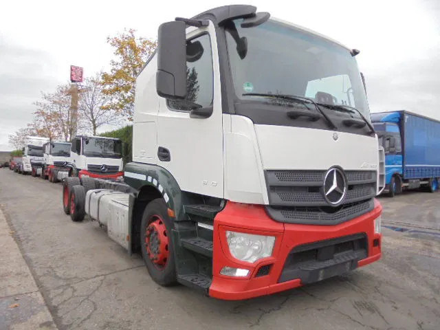 Mercedes-Benz Actros 2340 6X2 EUR 6 - Автовоз: фото 3 Mercedes-Benz Actros 2340 6X2 EUR 6 - Автовоз: фото 3