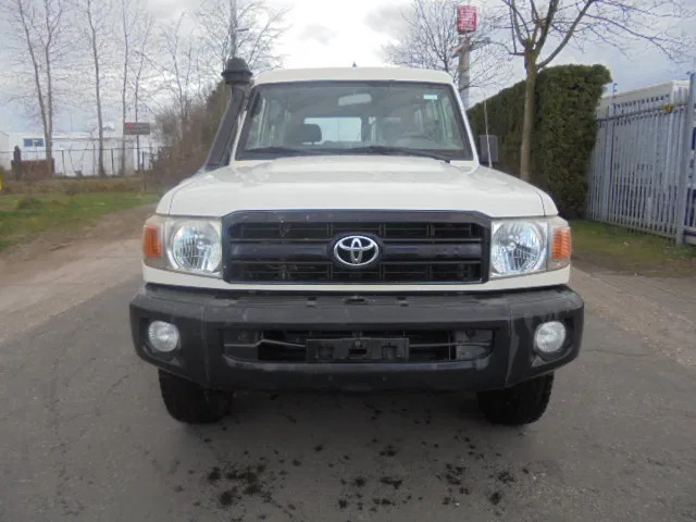 Toyota Land Cruiser HZJ78L 4WD EXPORT OUT EU ONLY - Легковой автомобиль: фото 2 Toyota Land Cruiser HZJ78L 4WD EXPORT OUT EU ONLY - Легковой автомобиль: фото 2