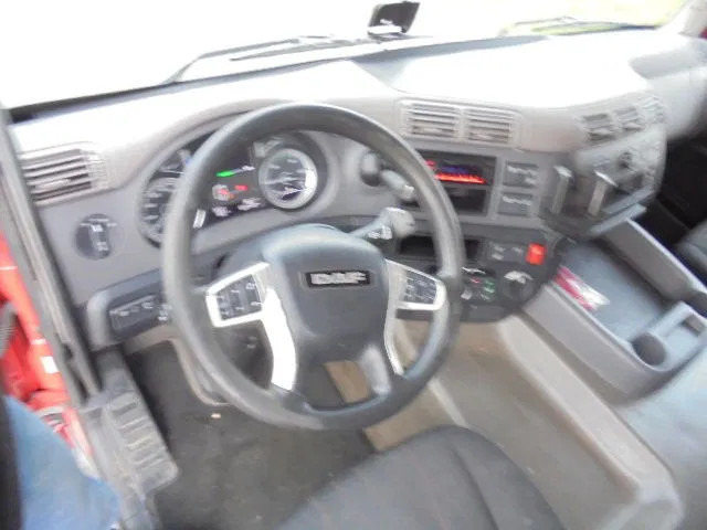 DAF CF 410 52 UNITS IN STOCK - Тягач: фото 5 DAF CF 410 52 UNITS IN STOCK - Тягач: фото 5