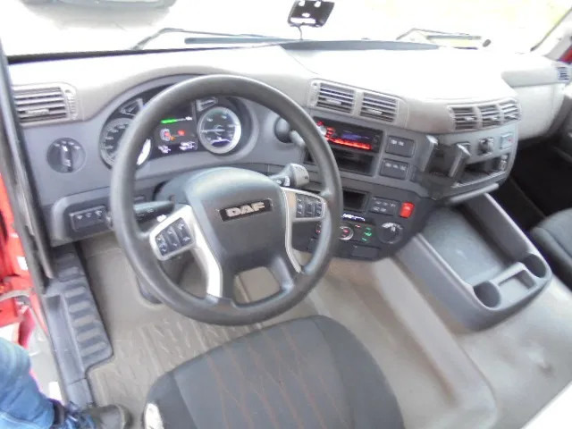 Тягач DAF CF 410 SSC: фото 9