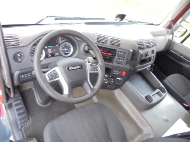 Тягач DAF CF 410 SSC: фото 9 Тягач DAF CF 410 SSC: фото 9