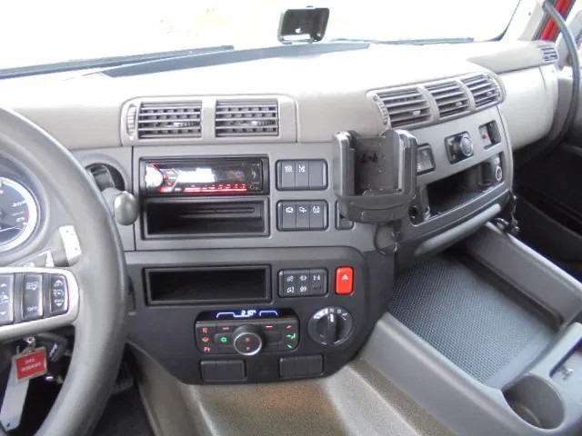 Тягач DAF CF 410 SSC: фото 10 Тягач DAF CF 410 SSC: фото 10