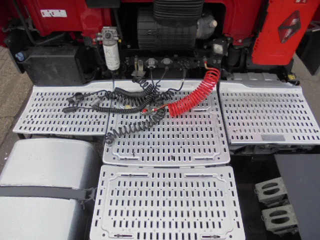 Тягач DAF CF 410 SSC: фото 7 Тягач DAF CF 410 SSC: фото 7