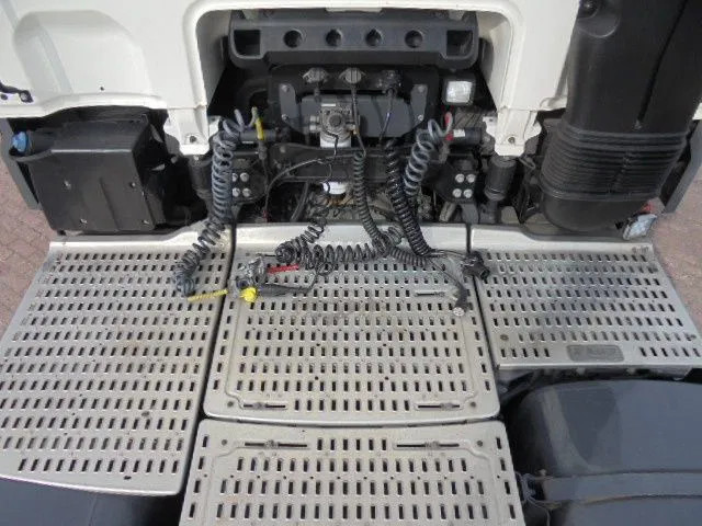 Тягач DAF XF 430: фото 15