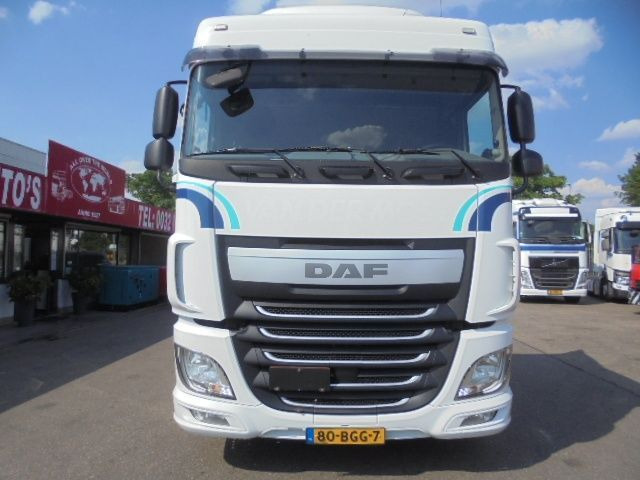 DAF XF 440 - Тягач: фото 2 DAF XF 440 - Тягач: фото 2