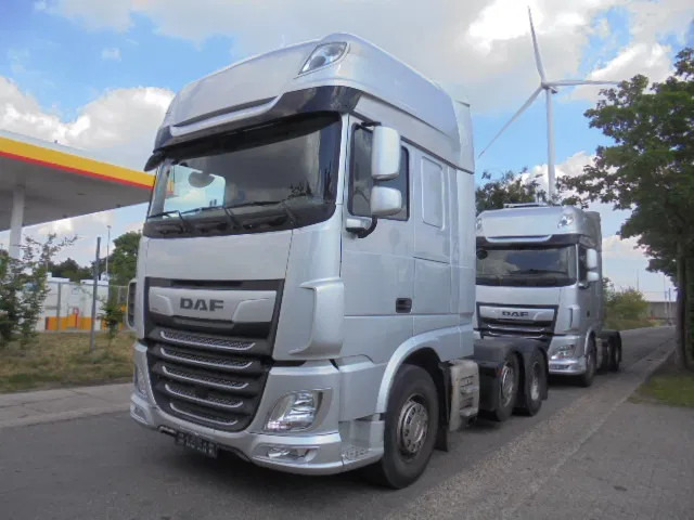 DAF XF 450 FTG 6X2 SUPER SPACE DUITSE BRIEF - Тягач: фото 1 DAF XF 450 FTG 6X2 SUPER SPACE DUITSE BRIEF - Тягач: фото 1
