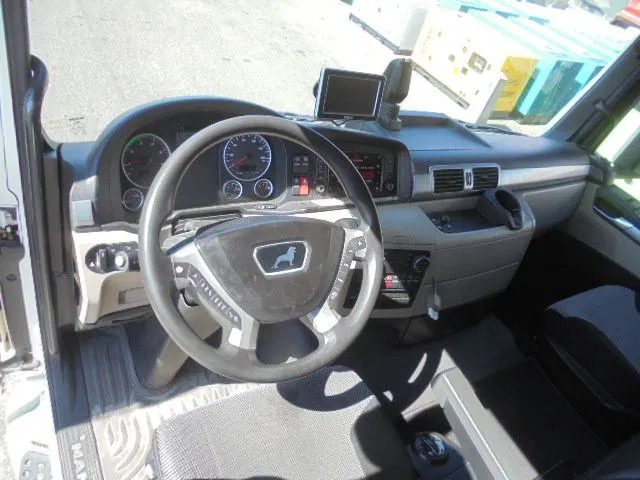 Тягач MAN TGS 320 LX: фото 9
