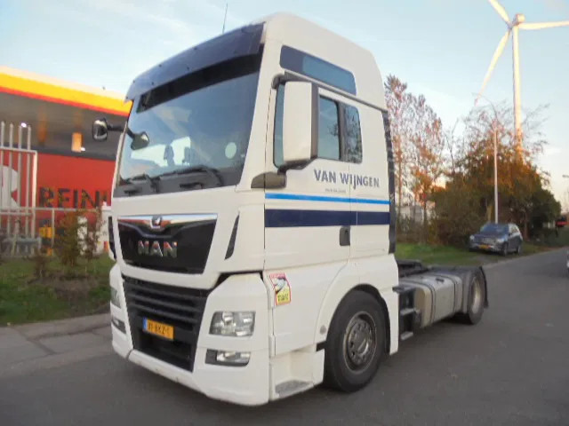 MAN TGX 18.500 XXL SMART TACHO 16X IN STOCK NL TRUCK - Тягач: фото 1 MAN TGX 18.500 XXL SMART TACHO 16X IN STOCK NL TRUCK - Тягач: фото 1