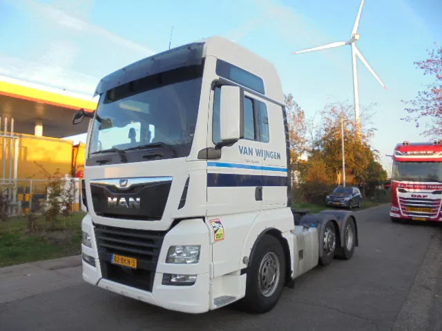 MAN TGX 26.500 XXL 6X2 NEW TYPE TACHO - Тягач: фото 1 MAN TGX 26.500 XXL 6X2 NEW TYPE TACHO - Тягач: фото 1