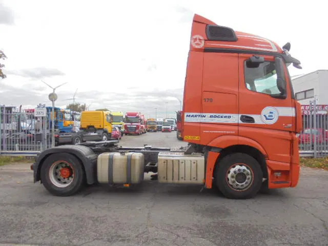 Mercedes-Benz Actros 1842 APK 06-2026 - Тягач: фото 4 Mercedes-Benz Actros 1842 APK 06-2026 - Тягач: фото 4