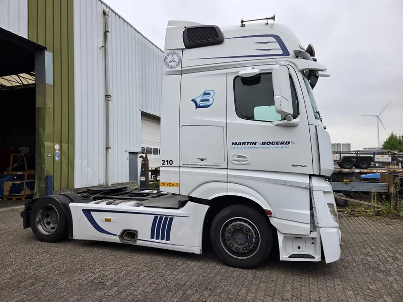 Mercedes-Benz Actros 1842 LS CABINE SCHADE NL TRUCK - Тягач: фото 3 Mercedes-Benz Actros 1842 LS CABINE SCHADE NL TRUCK - Тягач: фото 3