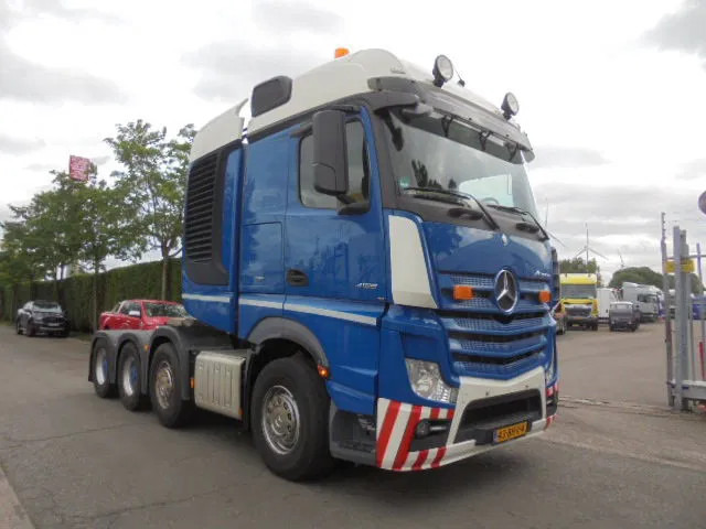 Mercedes-Benz Actros 4158 8X4 180 TON NL KENTEKEN - Тягач: фото 3 Mercedes-Benz Actros 4158 8X4 180 TON NL KENTEKEN - Тягач: фото 3