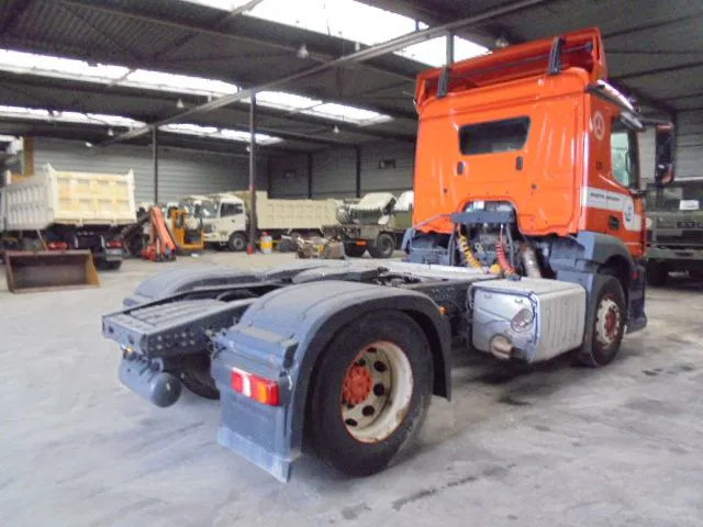 Mercedes-Benz Antos 1832 CABINE SCHADE FOR PARTS - Тягач: фото 5 Mercedes-Benz Antos 1832 CABINE SCHADE FOR PARTS - Тягач: фото 5