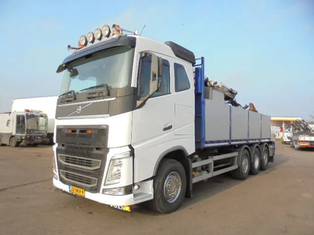 Volvo FH 460 FH 460 8X2 NL TRUCK APK-TUV GEKEURD 10-10-2026 - Автоманипулятор: фото 4 Volvo FH 460 FH 460 8X2 NL TRUCK APK-TUV GEKEURD 10-10-2026 - Автоманипулятор: фото 4