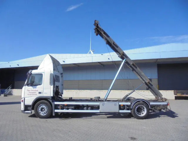Volvo FM 260 MANUAL GEAR NL TRUCK - Тросовый мультилифт: фото 5 Volvo FM 260 MANUAL GEAR NL TRUCK - Тросовый мультилифт: фото 5