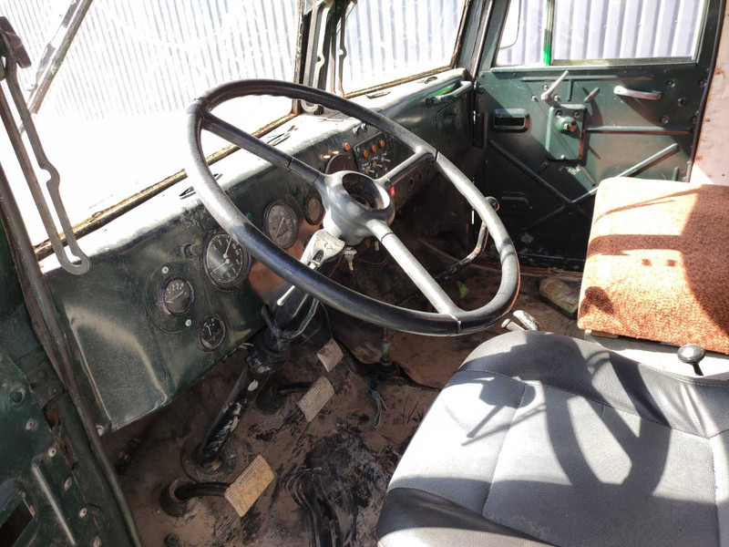Грузовик бортовой/ Платформа KRAZ 255 B 6x6 flatbed truck: фото 12