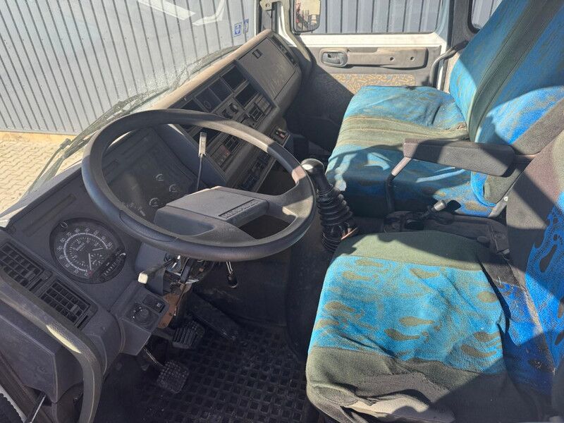 Renault Midliner M250 - Грузовик-шасси: фото 5 Renault Midliner M250 - Грузовик-шасси: фото 5