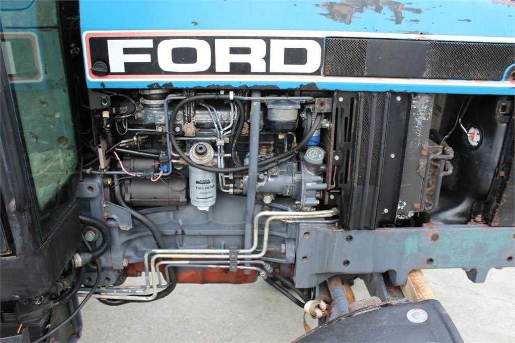 Ford 6640 2WD - Трактор: фото 3 Ford 6640 2WD - Трактор: фото 3
