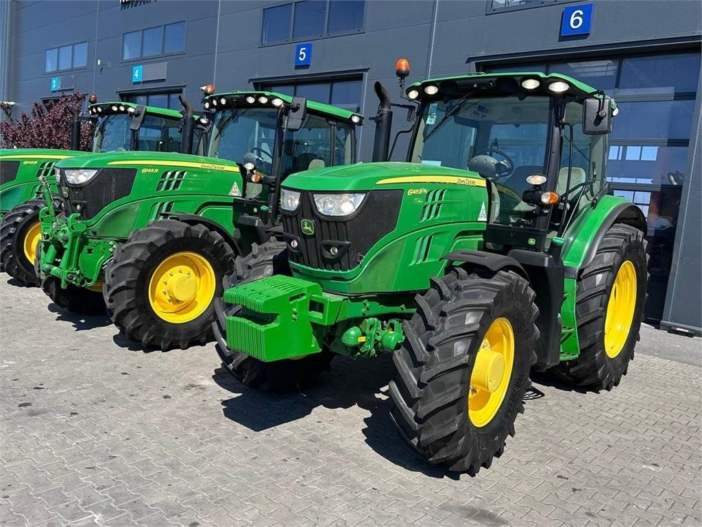 John Deere 6145R - Трактор: фото 1 John Deere 6145R - Трактор: фото 1