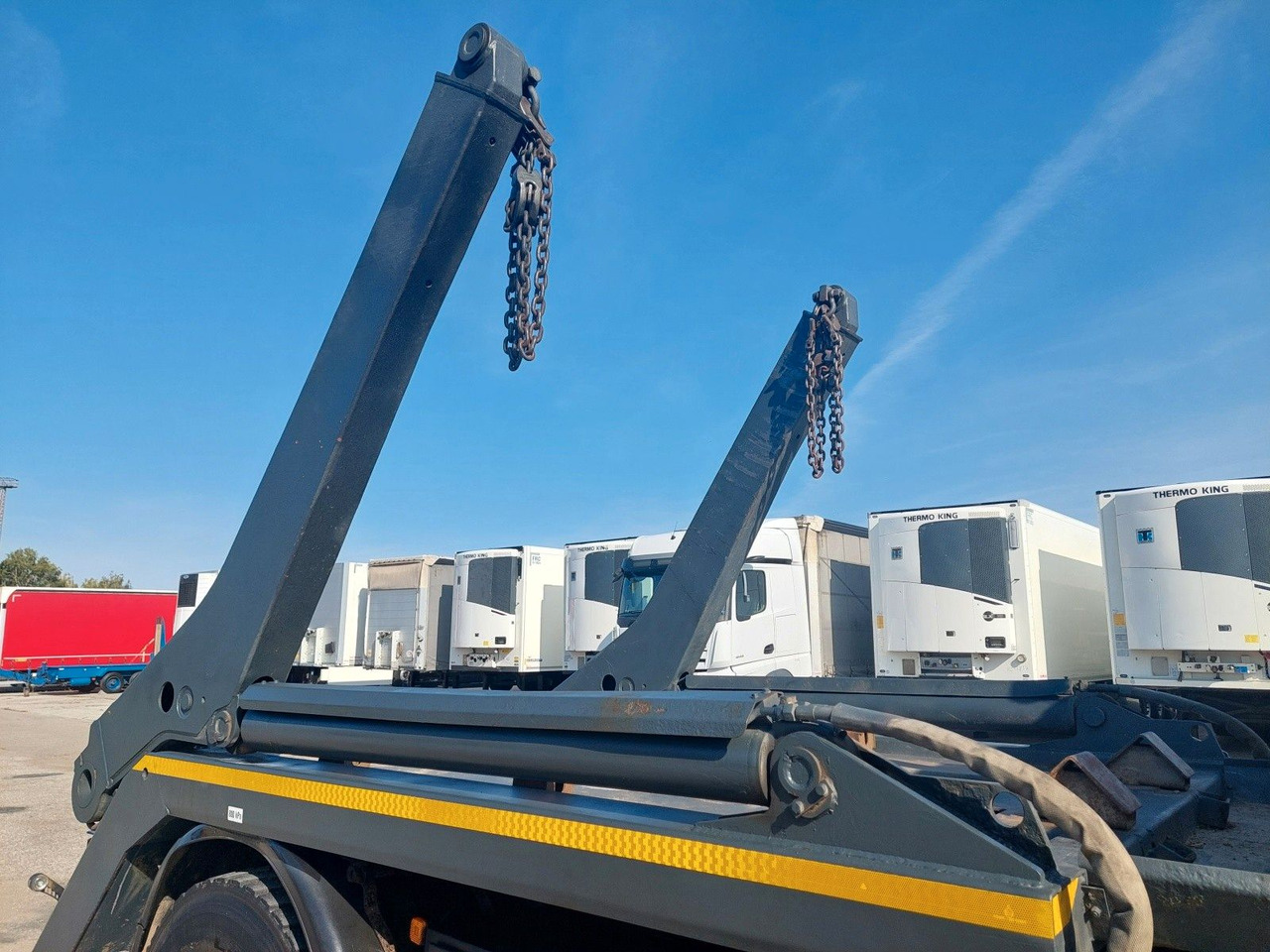 MAN ME 18.280 BB 4x2 - Тентованный грузовик: фото 5 MAN ME 18.280 BB 4x2 - Тентованный грузовик: фото 5