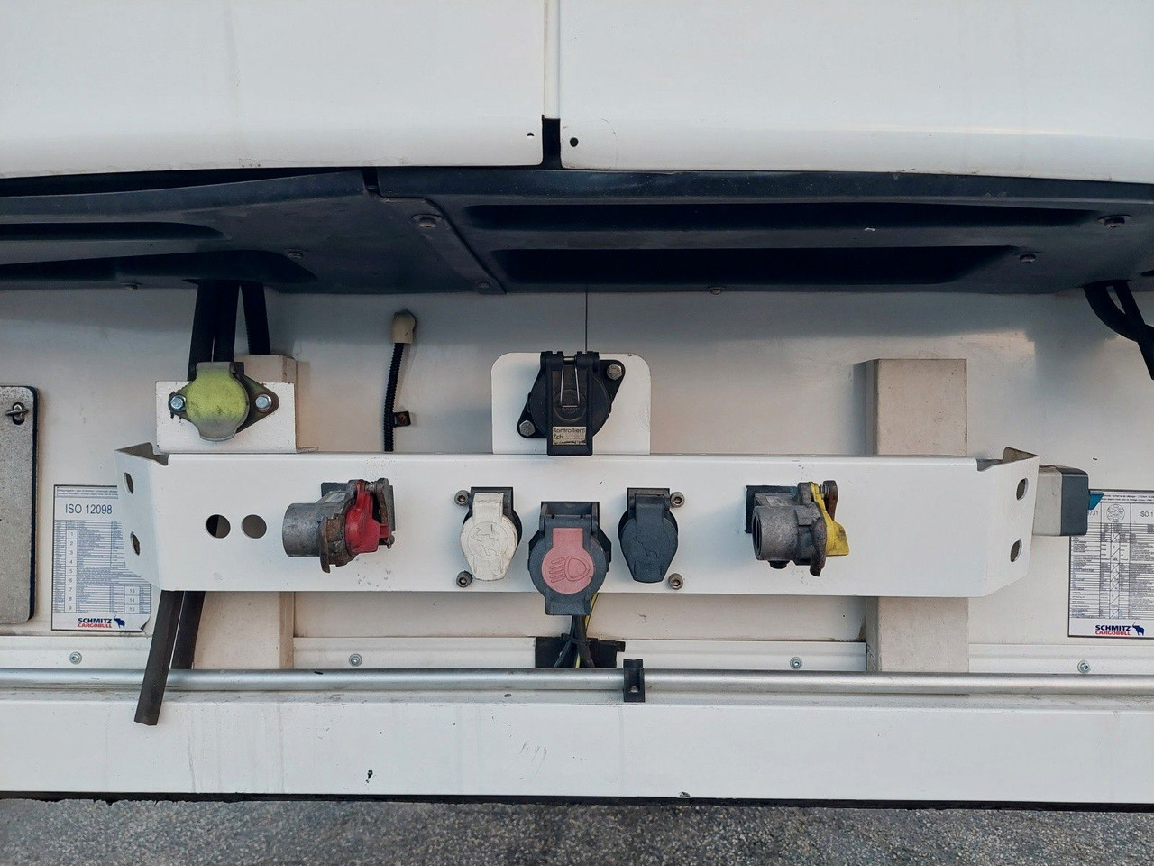 Полуприцеп-рефрижератор Schmitz Cargobull SKO24 ThermoKing SLXi 300: фото 22