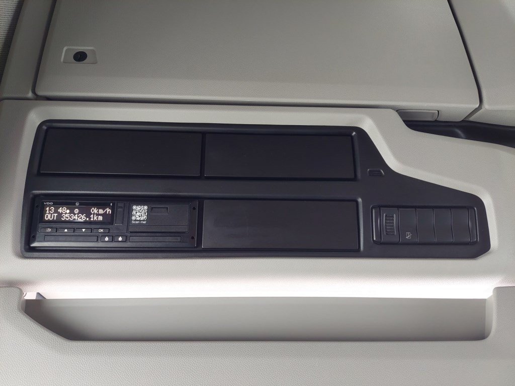 Тягач Scania R 450 A4X2NA: фото 45 Тягач Scania R 450 A4X2NA: фото 45