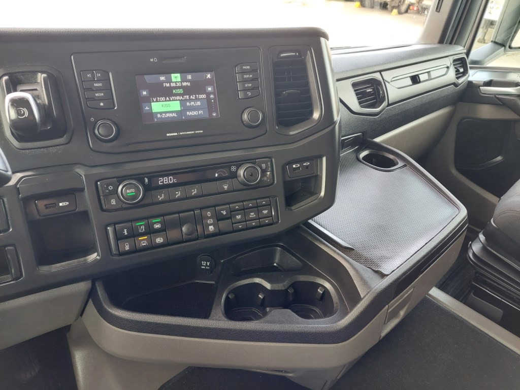 Тягач Scania R 450 A4X2NA: фото 27 Тягач Scania R 450 A4X2NA: фото 27